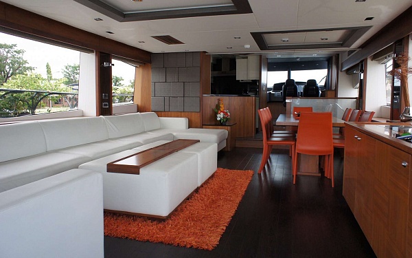 Аренда моторной яхты Sunseeker 86 Maxxx на Мальдивах